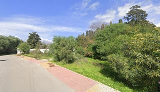Terreno residenziale in Las Lomas de Río Verde. Solar en venta en nueva andalucía  rio verde.