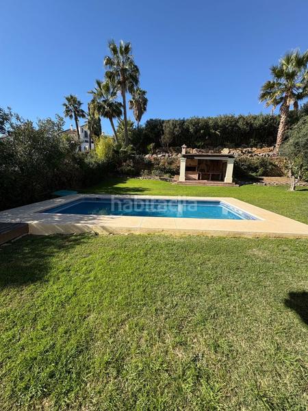 Foto 1fd3ba0f-f29f-4bc1-8e4d-dda32d1bb75b. Xalet amb calefacció aparcament piscina a Los Naranjos Marbella