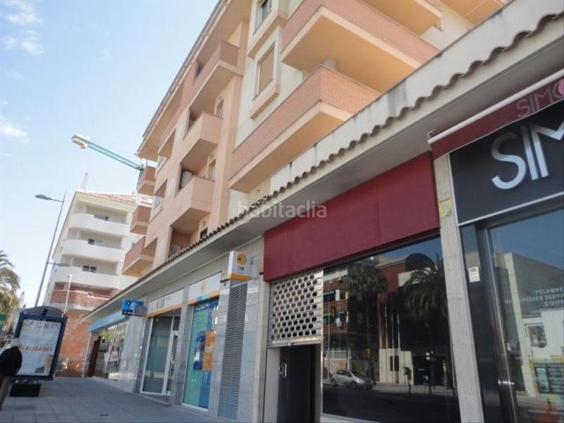 Foto 0887aaea-01e0-4f3a-8f80-30f16a5b3254. Locale commerciale in Puerto Marina Benalmádena