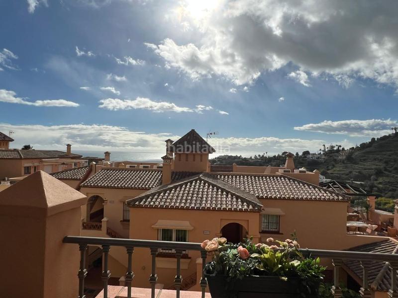 Foto 28dc904a-68e3-4a23-b48f-736dbd6a3ac4. Piso  en venta en torrequebrada, 2 dormitorios. en Benalmádena
