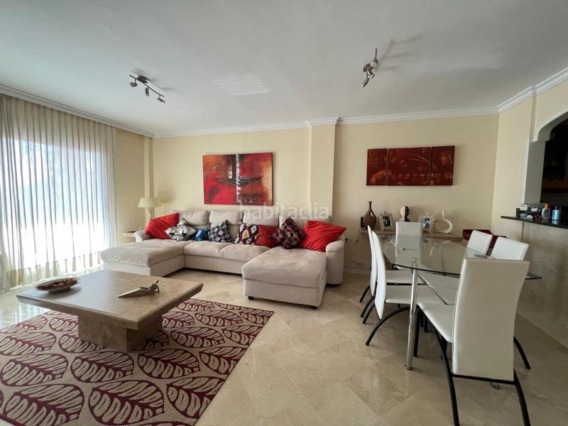 Foto df548029-af71-4f0f-8ee2-b394cdd04876. Piso  en venta en torrequebrada, 2 dormitorios. en Benalmádena