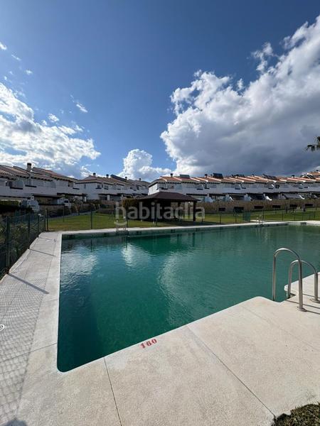 Foto b0b4ec17-a9e2-463e-8a50-d9f46d87697a. Casa  en venta en las lagunas, 2 dormitorios. en Mijas
