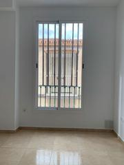 Pis a La Trinidad. Piso en venta en centro, 2 dormitorios.
