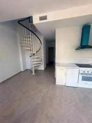 Pis a La Trinidad. Piso en venta en centro, 1 dormitorio.