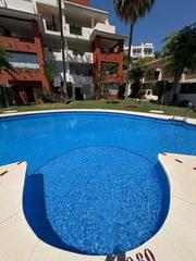 Pis a Zona Centro Comercial Torrequebrada. Piso en venta en torrequebrada, 2 dormitorios.