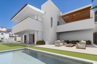 Xalet a Mijas pueblo. Chalet en venta en pueblo, 3 dormitorios.