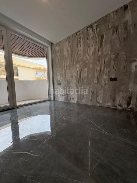 Foto 51130c5f-3250-49cb-941f-fb277534fba9. Zweistöckige wohnung mit heizung parking pool in Solymar Benalmádena