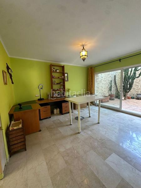 Foto f8dd11a4-5ace-4fd1-a4d5-88112a489ba5. Dúplex amb calefacció piscina a Río Real Marbella