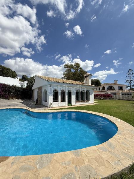 Foto 8eefeca6-fd5d-4c50-a0f6-89844dc8c1b3. Chalet  en venta en Torremuelle, 2 dormitorios. en Benalmádena