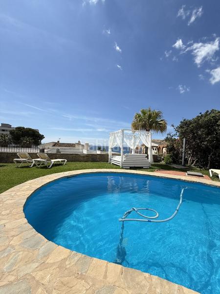 Foto 9dbe4c9c-8258-492b-8097-0a19429fe338. Chalet  en venta en Torremuelle, 2 dormitorios. en Benalmádena