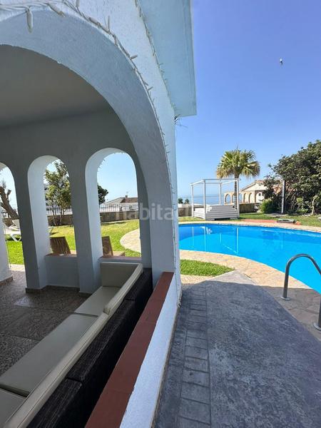 Foto af53c389-03e5-4585-861e-fb3a2bfe88ec. Chalet  en venta en Torremuelle, 2 dormitorios. en Benalmádena