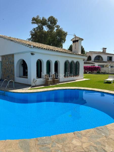 Foto f5a3fde8-3eb0-4e76-8ca6-fbb200789ac4. Chalet  en venta en Torremuelle, 2 dormitorios. en Benalmádena