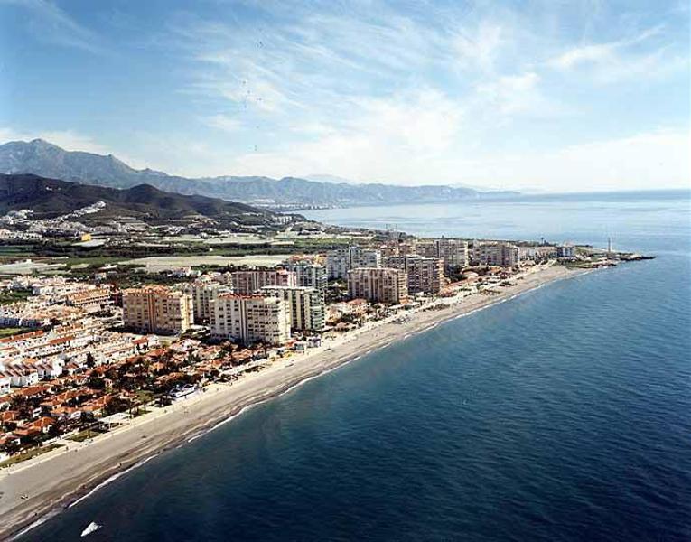 Foto bec815c8-8a41-4785-96d3-29bcc6457c84. Terreno residencial solar en venta . en Torrox pueblo Torrox