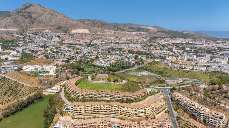 Foto 6f0a4405-276d-497e-aabb-8030857f5924. Apartament amb calefacció aparcament piscina a Nueva Torrequebrada Benalmádena