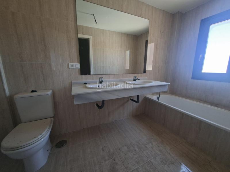Foto 431426b3-d4ac-4408-b14e-c73ec6885eb4. Casa adosada adosado en venta en Alcorrín, 3 dormitorios. en Manilva