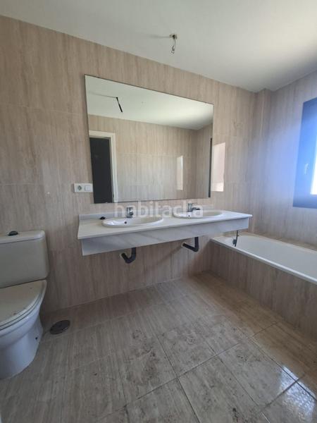 Foto 474d60fa-5479-4e6f-b689-9750994e9ff1. Casa adosada adosado en venta en Alcorrín, 3 dormitorios. en Manilva