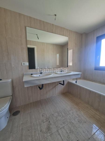 Foto 8dc45c4d-6833-47a4-98a2-718740342341. Casa adosada adosado en venta en Alcorrín, 3 dormitorios. en Manilva