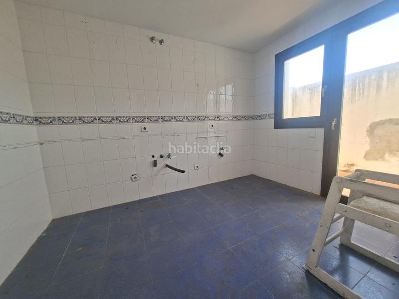 Foto f38e47ee-871f-44e0-aaa6-11fc6cd555f4. Casa adosada adosado en venta en Alcorrín, 3 dormitorios. en Manilva