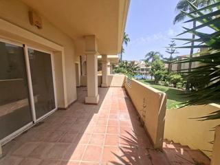Etagenwohnung in Los Flamingos. Piso en venta en belair, 2 dormitorios.