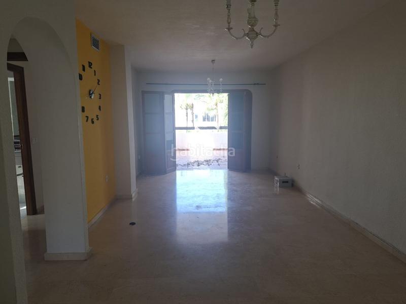 Foto 79e03c5e-42a4-44b9-96ed-8b23dc9e420f. Piso  en venta en el paraiso, 2 dormitorios. en Estepona