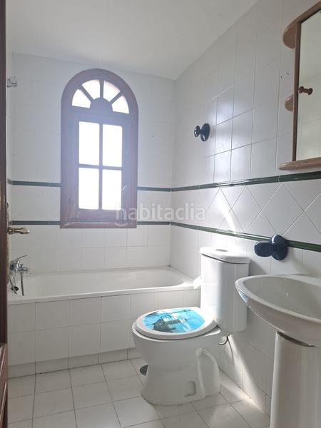Foto ed1a0412-6bdb-43fc-86dc-211a3b19622a. Piso  en venta en el paraiso, 2 dormitorios. en Estepona