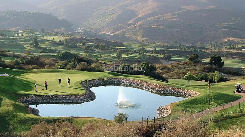 Foto 5c493465-1bdc-4551-81e9-381620b22dbb. Àtic amb calefacció aparcament piscina a La Cala Golf - Lagar Martell Mijas