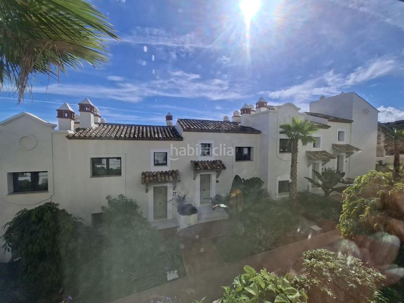 Foto e8daedf4-7585-4c6a-912c-6b8e081f536e. Reihenhaus mit heizung parking pool in Valle Romano Golf Estepona