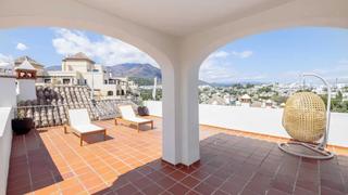 Casa adossada a Valle Romano Golf. Adosado en venta en arroyo enmedio  valle romano, 3 dormitorios.