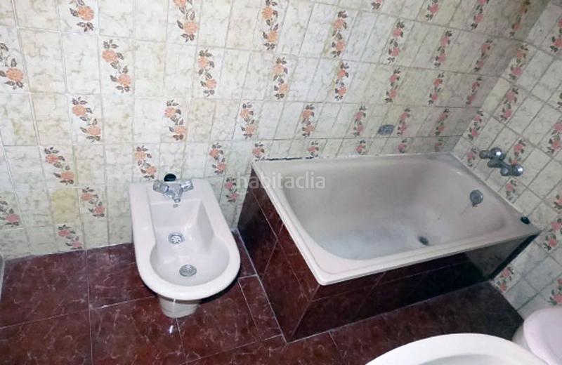 Foto 9479bdf6-a54d-4b87-9af1-6458d59d359a. Piso  en venta en sur vivar tellez, 4 dormitorios. en Vélez - Málaga