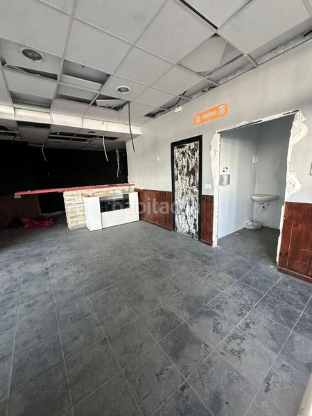 Foto 0c04cd55-e9bf-4bcb-97f4-91b79d3156ab. Local comercial a El Bajondillo Torremolinos