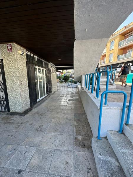 Foto 8a9e4555-1fdb-4005-92f5-7208bf391aa8. Local comercial a El Bajondillo Torremolinos