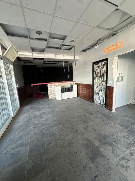 Foto 97f12e7d-421a-4c3a-8a6d-dd0200f4c74f. Local comercial a El Bajondillo Torremolinos