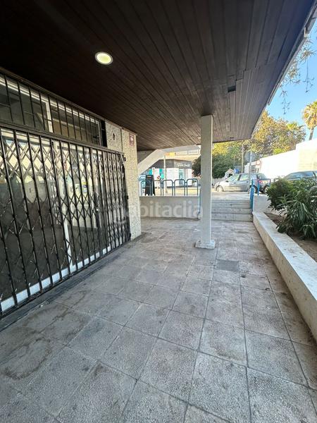 Foto ab931778-98a2-487f-9546-25ea0de2cc63. Local comercial a El Bajondillo Torremolinos