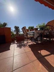 Flat in Lo Cea. Piso en venta en torre de benagalbón, 2 dormitorios.