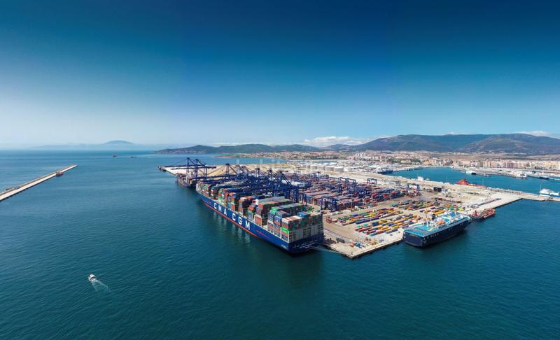 Foto ad4fa4d1-38c4-418e-97eb-14b360e26d0d. Piso  en venta , 3 dormitorios. en Casco Antiguo Algeciras