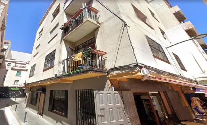 Foto fb067760-82b9-4c2b-9da7-95b8cda2ba43. Piso  en venta , 3 dormitorios. en Casco Antiguo Algeciras