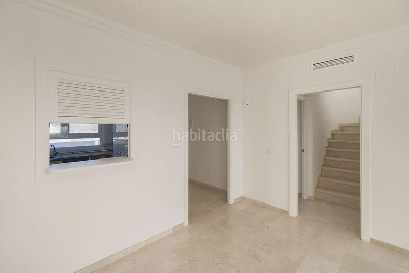 Foto 9fbabb5e-1d18-4731-9e52-86c04dd2bb66. Dúplex duplex en venta en La Duquesa, 3 dormitorios. en Manilva
