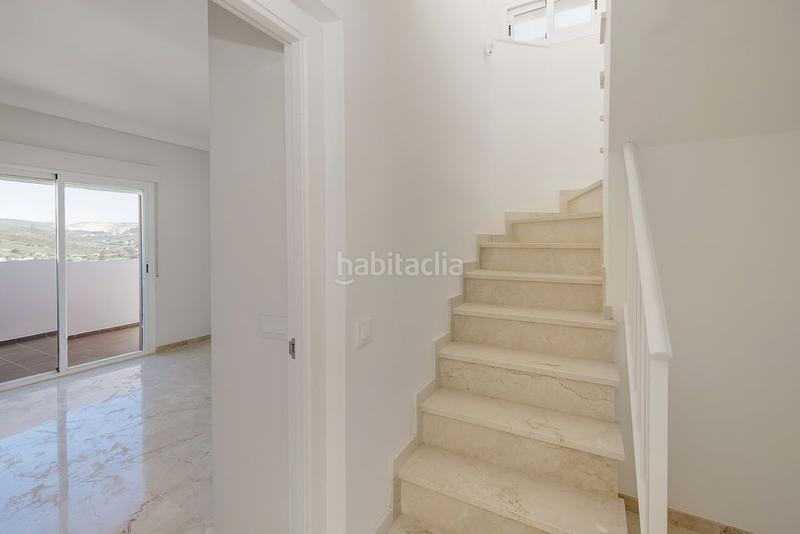 Foto f6c21336-f9c9-4028-b8e9-46b5ca692753. Dúplex duplex en venta en La Duquesa, 3 dormitorios. en Manilva
