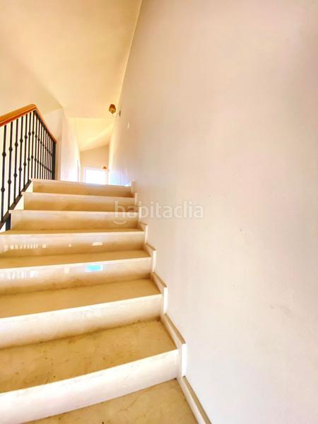 Foto 3372ce44-19ab-4d44-9eac-dd7545227c7a. Dúplex duplex en venta en La Duquesa, 3 dormitorios. en Manilva