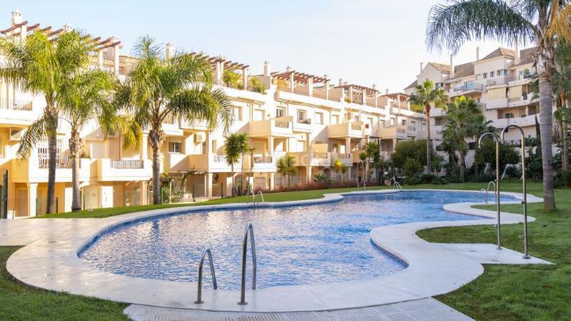 Foto 614aea6c-030e-49b9-a5e4-6d14abe85424. Dúplex duplex en venta en La Duquesa, 3 dormitorios. en Manilva