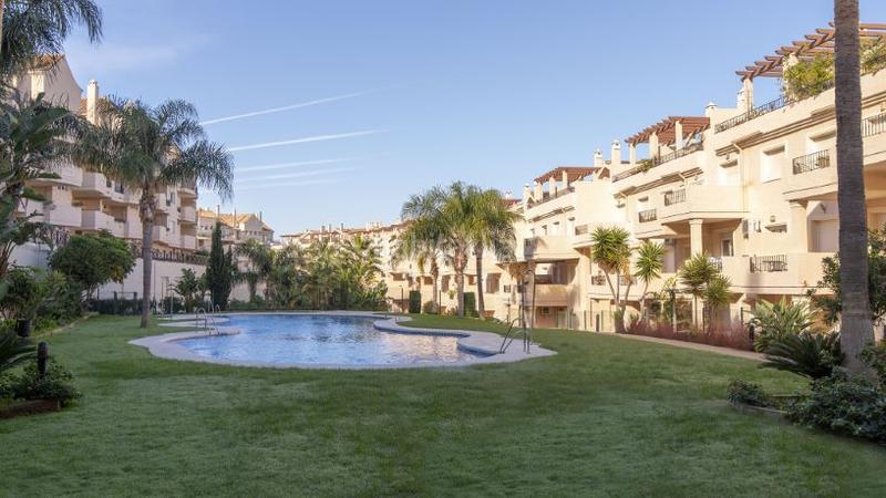 Foto ae3f91f9-795c-42a2-a3e8-93650dc87427. Dúplex duplex en venta en La Duquesa, 3 dormitorios. en Manilva