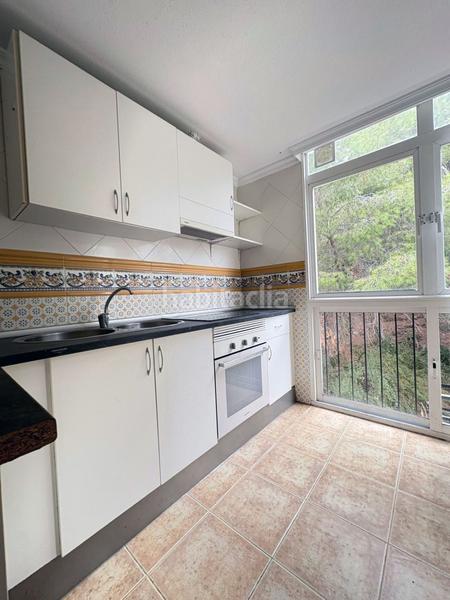 Foto 604bbc32-70bb-4a79-9992-81631fe7fbd7. Appartamento con riscaldamento in Montemar Torremolinos