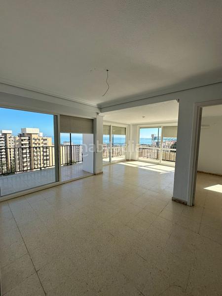Foto df4f6d1a-ee17-42ec-b5f0-5865981895ee. Appartamento con riscaldamento in Montemar Torremolinos