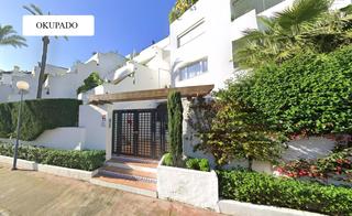 Etagenwohnung in Nueva Andalucía centro. Piso en venta en nueva andalucía, 3 dormitorios.