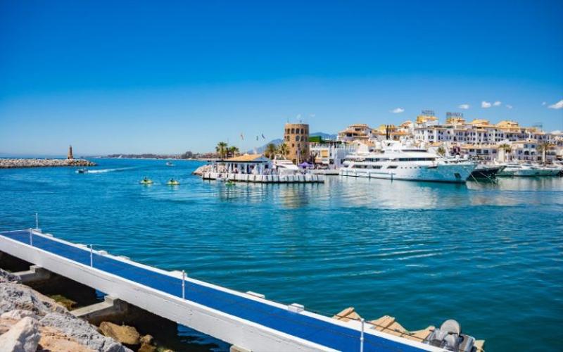 Foto 0cc244ff-aed4-4173-bb1c-64a9318b7089. Appartamento con riscaldamento parcheggio piscina in Marbella