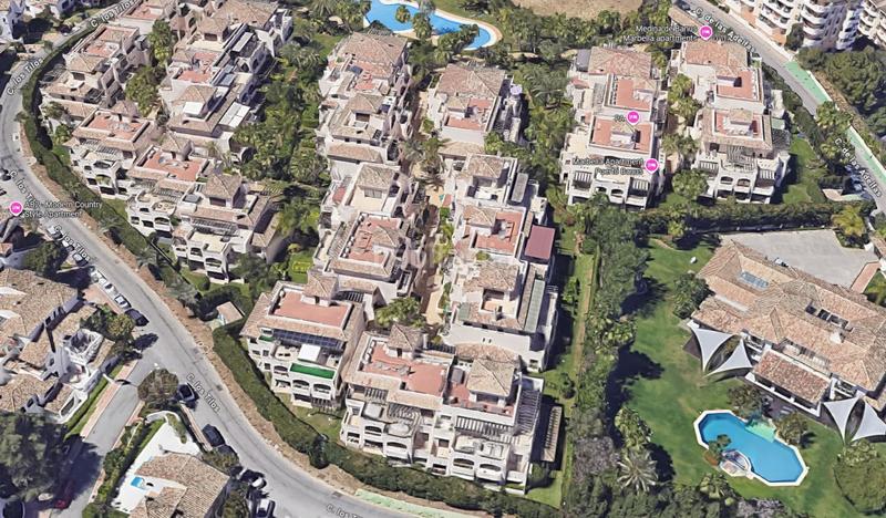 Foto 3bd67f4a-c775-42b3-8015-b4e123632162. Appartamento con riscaldamento parcheggio piscina in Marbella