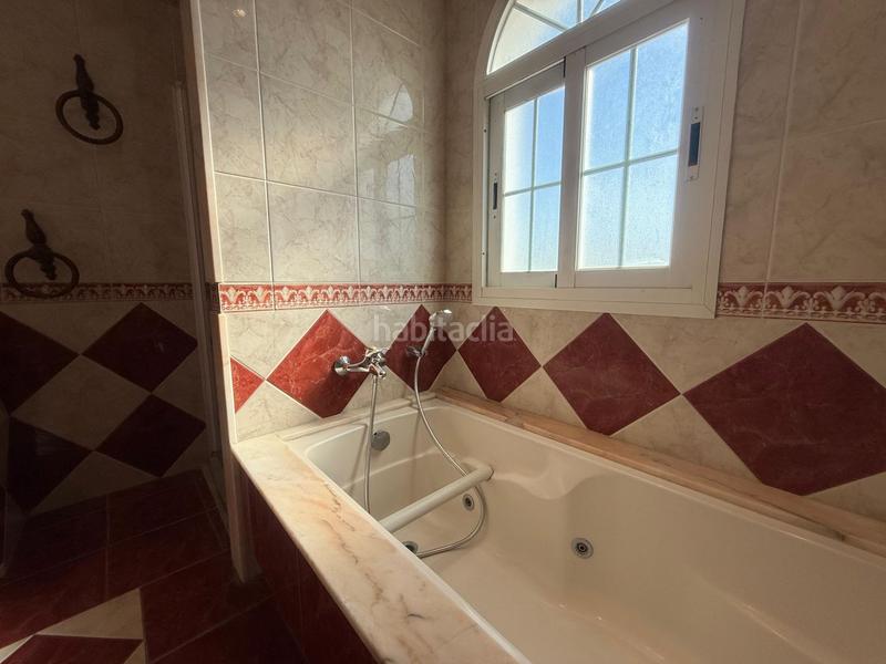 Foto 0bee8ea1-b685-4adc-a4b4-7c912f635ab4. Maison avec chauffage dans Cancelada Estepona