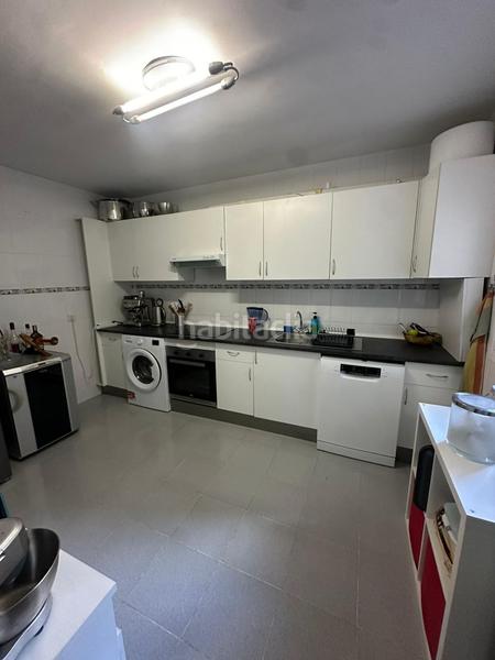 Foto 4dde9e14-5d36-4180-8d2c-ec204ae43ac7. Pis amb calefacció aparcament piscina a Zona Centro Comercial Torrequebrada Benalmádena