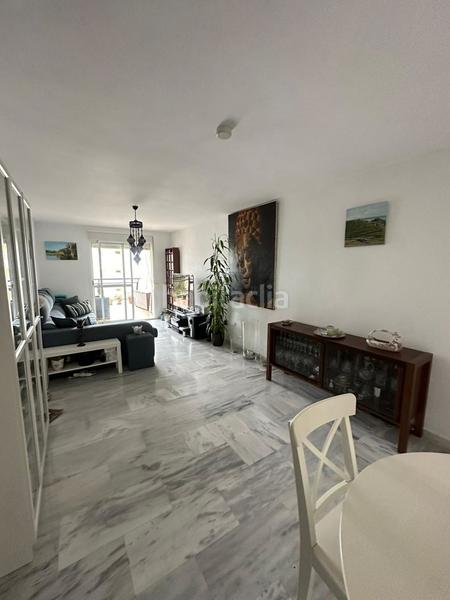 Foto 4e1d1bf9-3da9-4d42-83e9-4a063f257070. Pis amb calefacció aparcament piscina a Zona Centro Comercial Torrequebrada Benalmádena