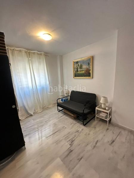 Foto a8cc6202-edbd-4111-a5b5-64ebac698175. Pis amb calefacció aparcament piscina a Zona Centro Comercial Torrequebrada Benalmádena